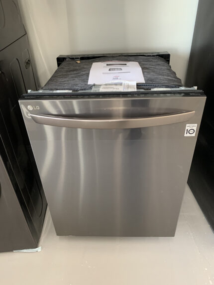 Top Control Smart Dishwasher with QuadWash™